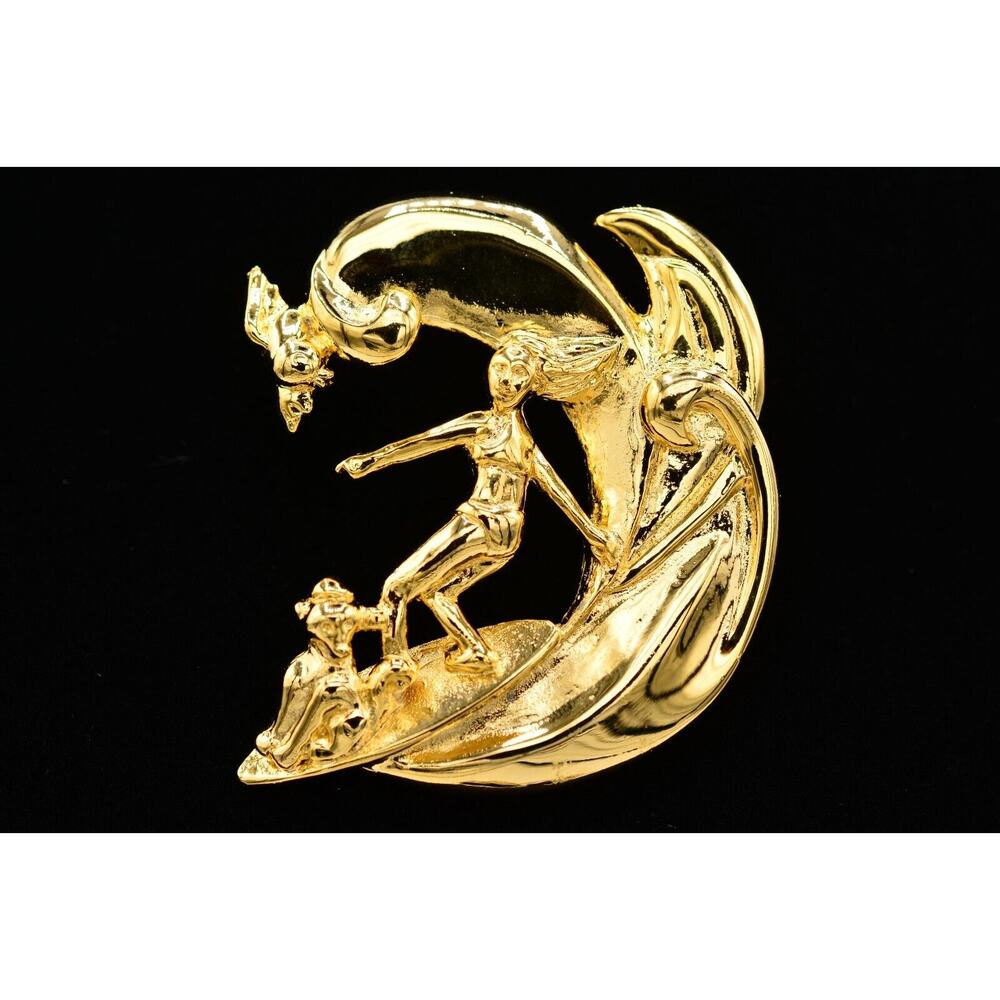 Duri Vintage Surf Dog Pin Brooch Surfer Girl Beach Wave Gold Signed 1980s BinA5